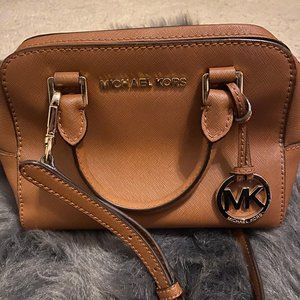Michael Kors Cross Body Bag